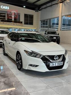 نيسان ماكسيما